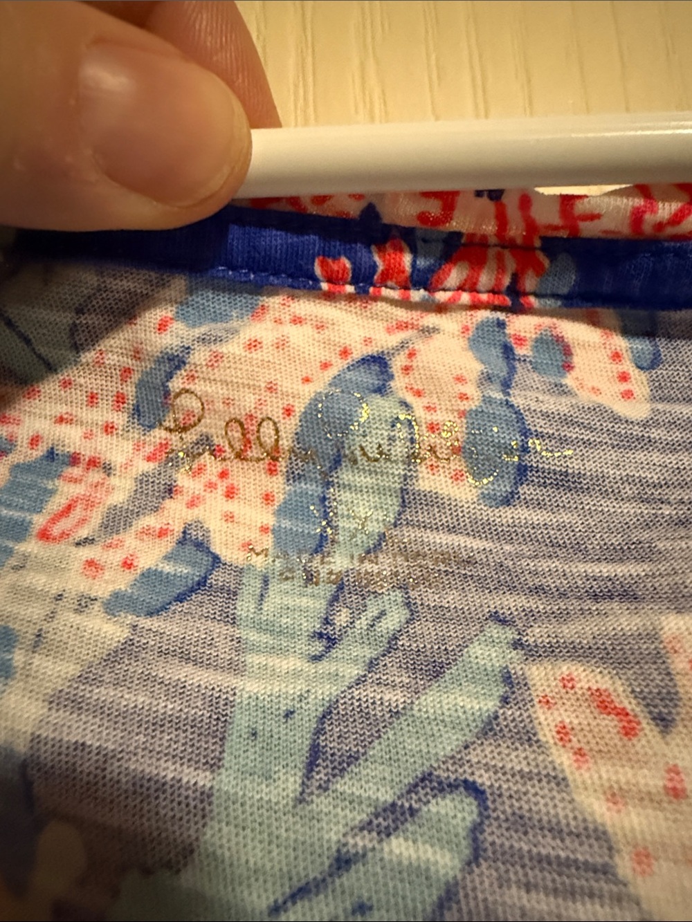 Blue Coral Lilly Pulitzer-xxl - Picture 2 of 2
